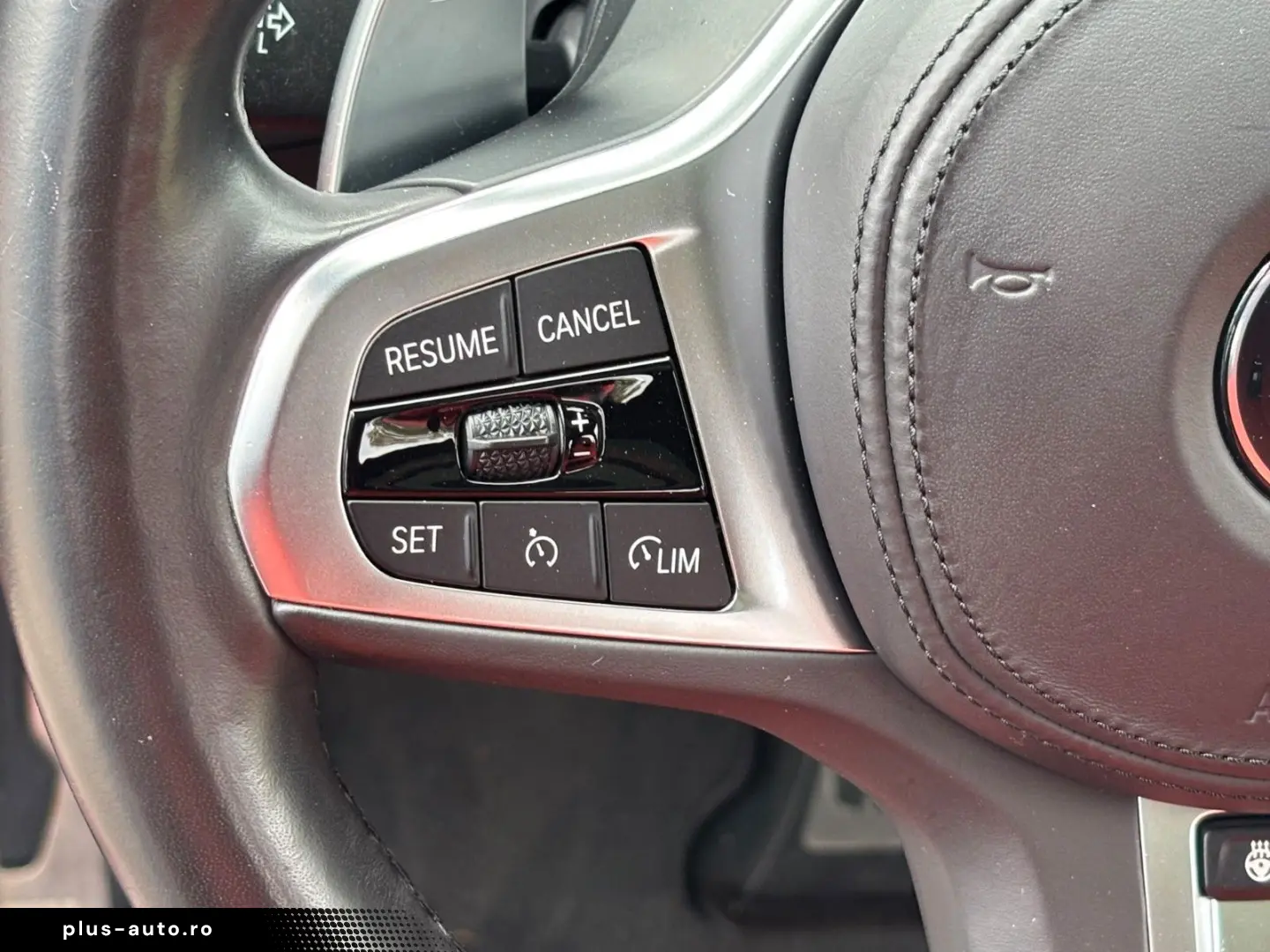 BMW M135 i X DRIVE INDIWIDUAL HEAD UP LED