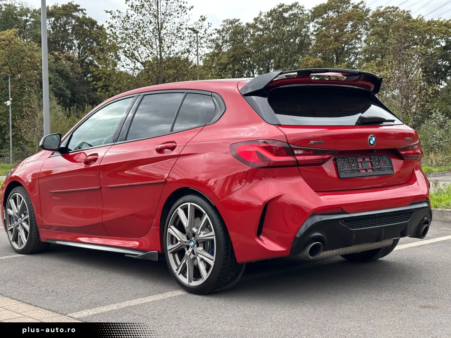 BMW M135 i X DRIVE INDIWIDUAL HEAD UP LED