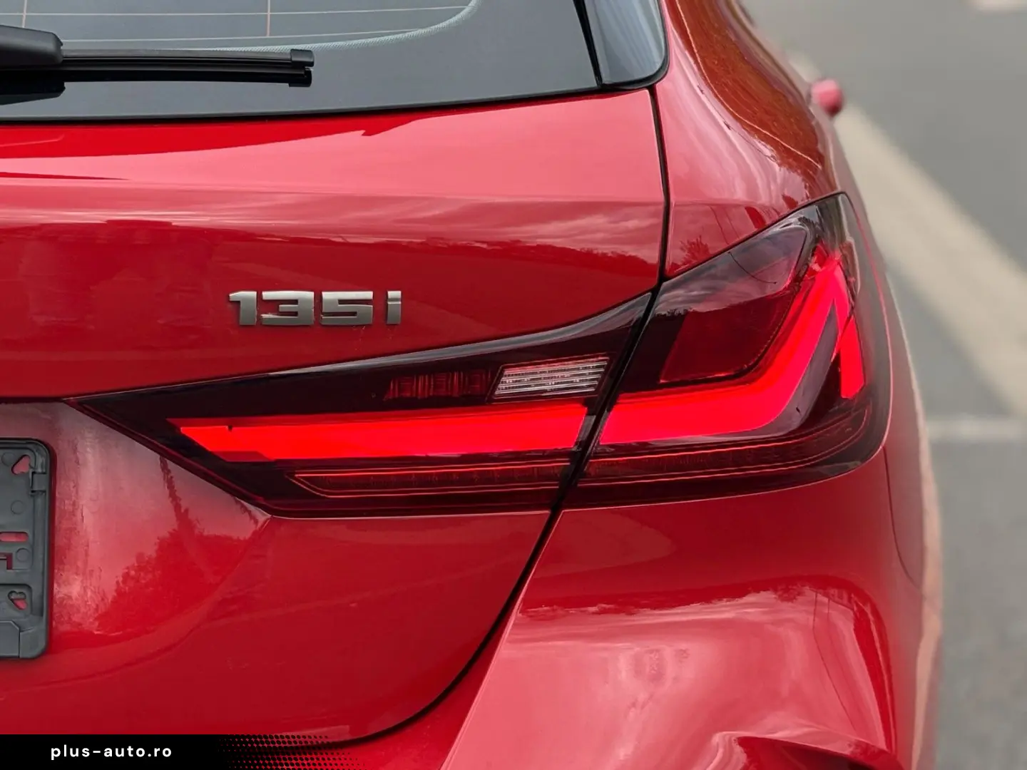 BMW M135 i X DRIVE INDIWIDUAL HEAD UP LED