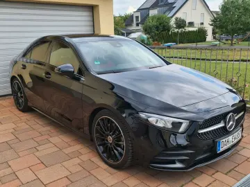 MERCEDES-BENZ A 250 4MATIC DCT -