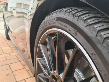 MERCEDES-BENZ A 250 4MATIC DCT -