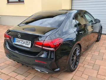 MERCEDES-BENZ A 250 4MATIC DCT -