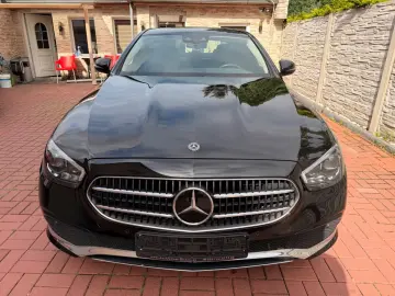MERCEDES-BENZ E 400 d 4Matic AUT VOLLEDER BRAUN EGSD KAMERA