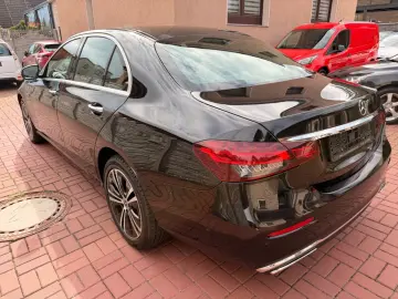 MERCEDES-BENZ E 400 d 4Matic AUT VOLLEDER BRAUN EGSD KAMERA