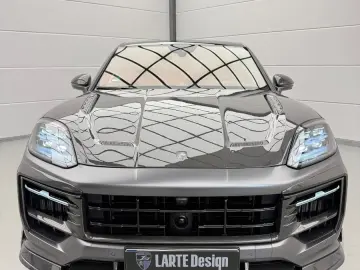 PORSCHE LARTE Design Cayenne Coupe S 4.0 V8