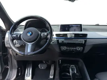 BMW X2 sDrive18i M Sport DriveAs Hifi Pano LED