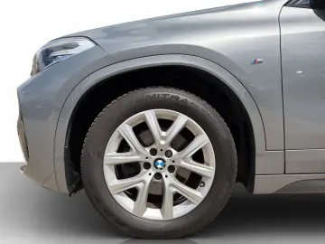 BMW X2 sDrive18i M Sport DriveAs Hifi Pano LED