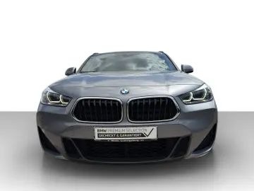 BMW X2 sDrive18i M Sport DriveAs Hifi Pano LED