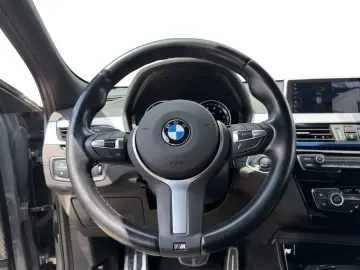 BMW X2 sDrive18i M Sport DriveAs Hifi Pano LED