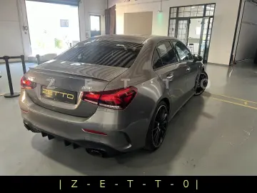 MERCEDES-BENZ A 35   AMG   4Matic   Limousine
