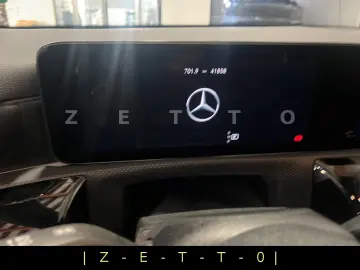 MERCEDES-BENZ A 35   AMG   4Matic   Limousine