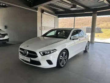MERCEDES-BENZ A 200 4Matic Urban Progressive