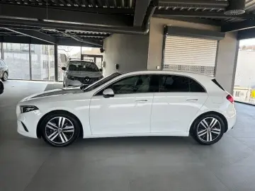 MERCEDES-BENZ A 200 4Matic