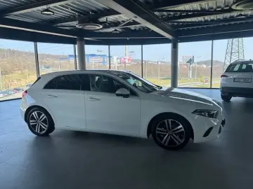 MERCEDES-BENZ A 200 4Matic