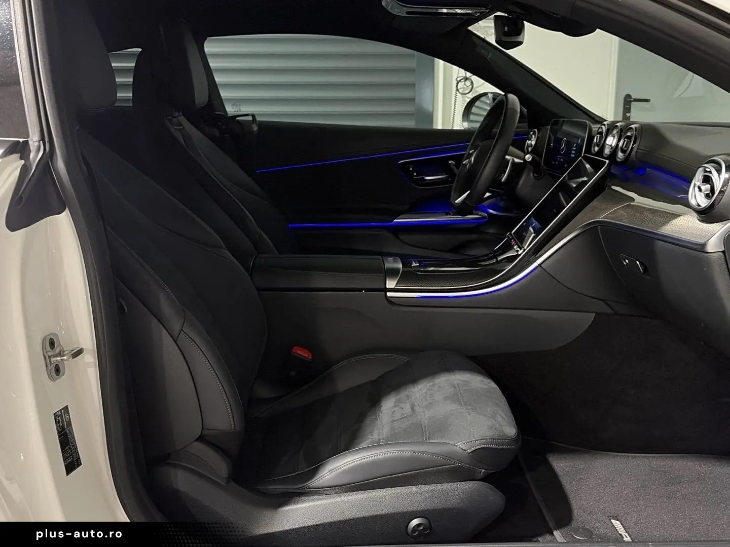 MERCEDES-BENZ CLE 200 AMG Night Panorama Burmester M&hellip;