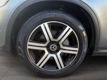 MERCEDES-BENZ GLC 300 d Coupe 4Matic Buss Komf-Pkt