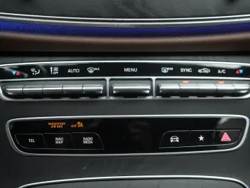 MERCEDES-BENZ E 400 d 4Matic 9G-Tronic Leder Carplay