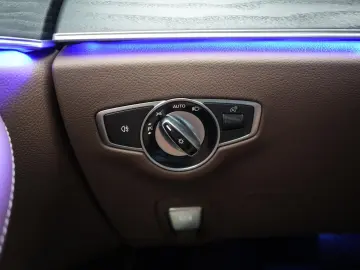 MERCEDES-BENZ E 400 d 4Matic 9G-Tronic Leder Carplay