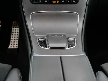MERCEDES-BENZ GLC 400 d AMG Line 330PS 4Matic