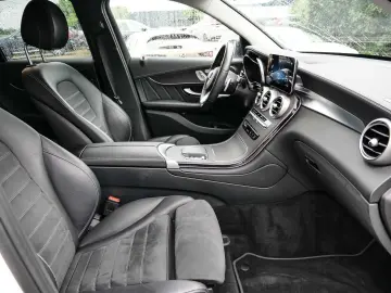 MERCEDES-BENZ GLC 400 d AMG Line 330PS 4Matic
