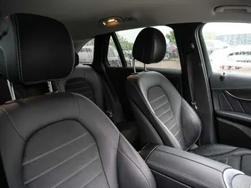 MERCEDES-BENZ GLC 400 d AMG Line 330PS 4Matic