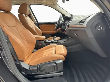 BMW X3 xDrive20d. LivePlus Kam CarPlay