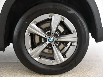 BMW X1 xDrive20d DriveAss  ACC AHK Pano LED H&K DAB