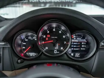 PORSCHE Macan Sport-Design Mambagrün Panorama Bose