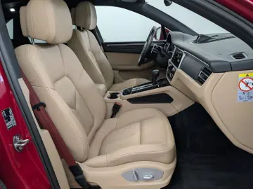 PORSCHE Macan 2.0 Turbo Navi LED ACC Pano