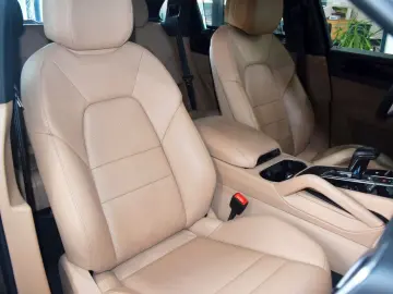 PORSCHE Cayenne    22 Alu  Luftfederung  AHK