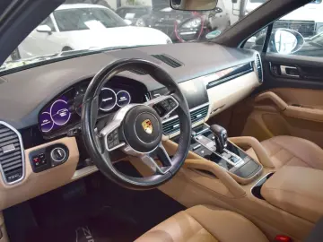 PORSCHE Cayenne    22 Alu  Luftfederung  AHK