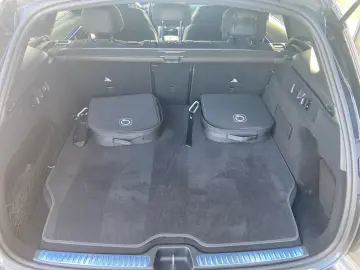 MERCEDES-BENZ GLC 300 de 4M AMG NIGHT AHK MEMO DISTR…