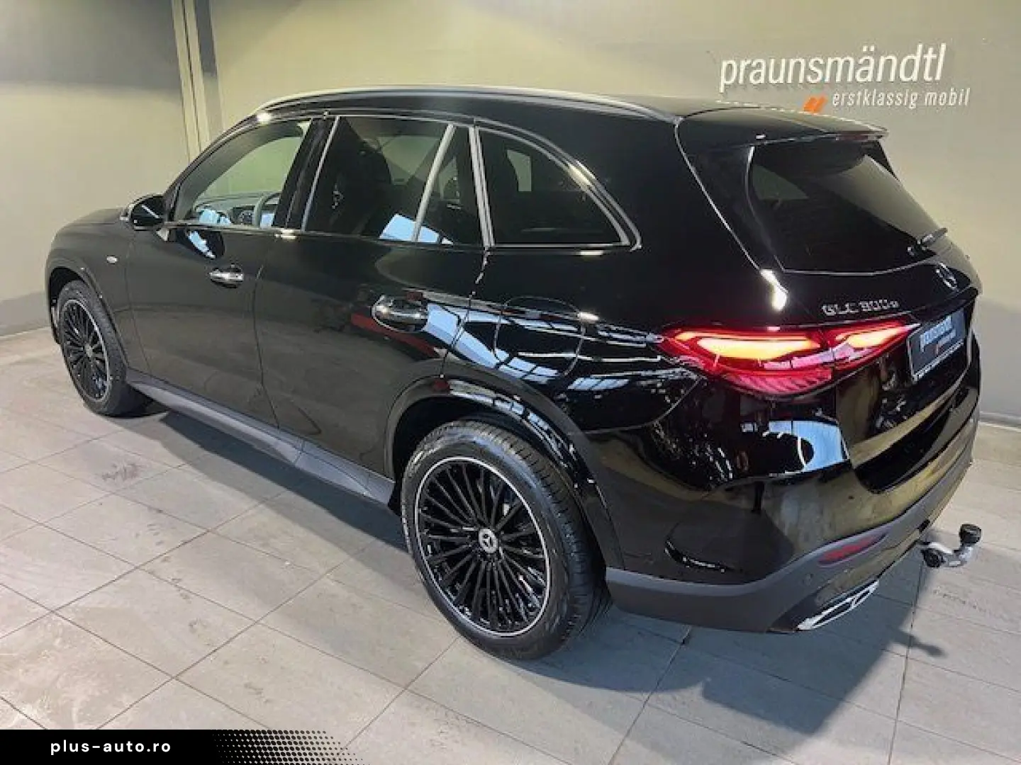 MERCEDES-BENZ GLC 300 de 4M AMG Night Distr Pano AHK&hellip;