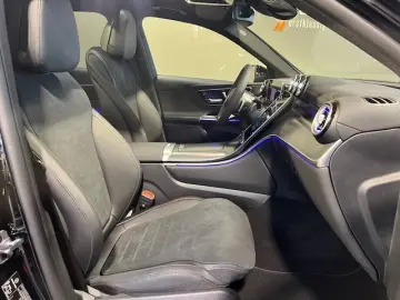 MERCEDES-BENZ GLC 300 de 4M AMG Night Distr Pano AHK…