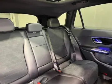 MERCEDES-BENZ GLC 300 de 4M AMG Night Distr Pano AHK…