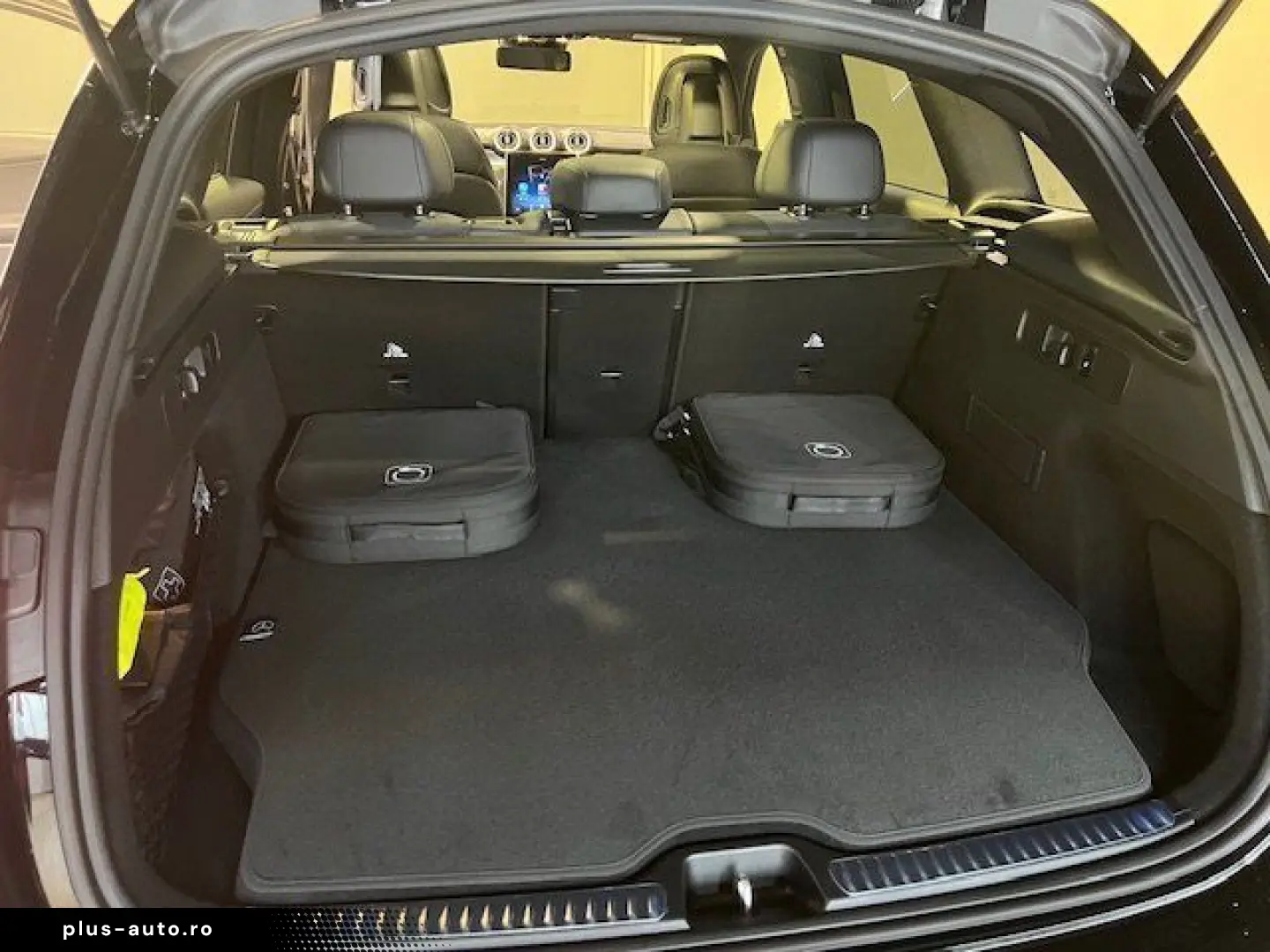 MERCEDES-BENZ GLC 300 de 4M AMG Night Distr Pano AHK&hellip;