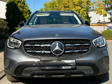 MERCEDES-BENZ GLC 300 de 4MATIC Autom.