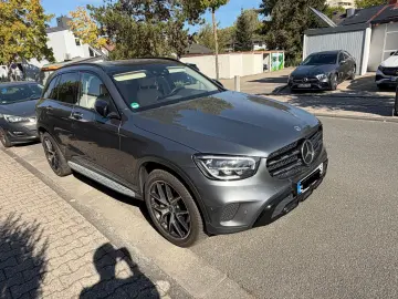 MERCEDES-BENZ GLC 300 de 4MATIC Autom.