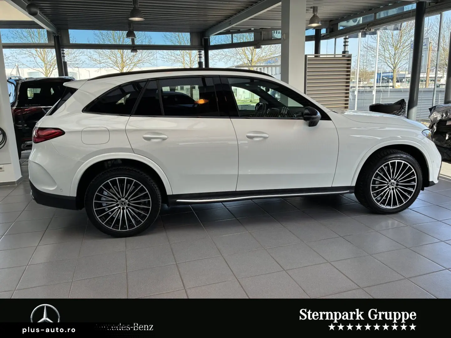 MERCEDES-BENZ GLC 300 de 4M AMG Pano AHK Distro 360 &hellip;