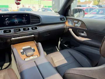 MERCEDES-BENZ GLE 450 AMG Line 4Matic BURMESTER PANO…