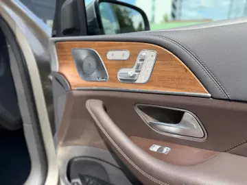 MERCEDES-BENZ GLE 450 AMG Line 4Matic BURMESTER PANO…
