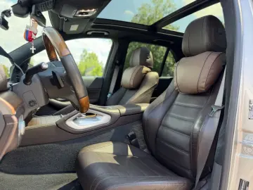 MERCEDES-BENZ GLE 450 AMG Line 4Matic BURMESTER PANO…