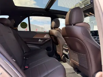 MERCEDES-BENZ GLE 450 AMG Line 4Matic BURMESTER PANO…