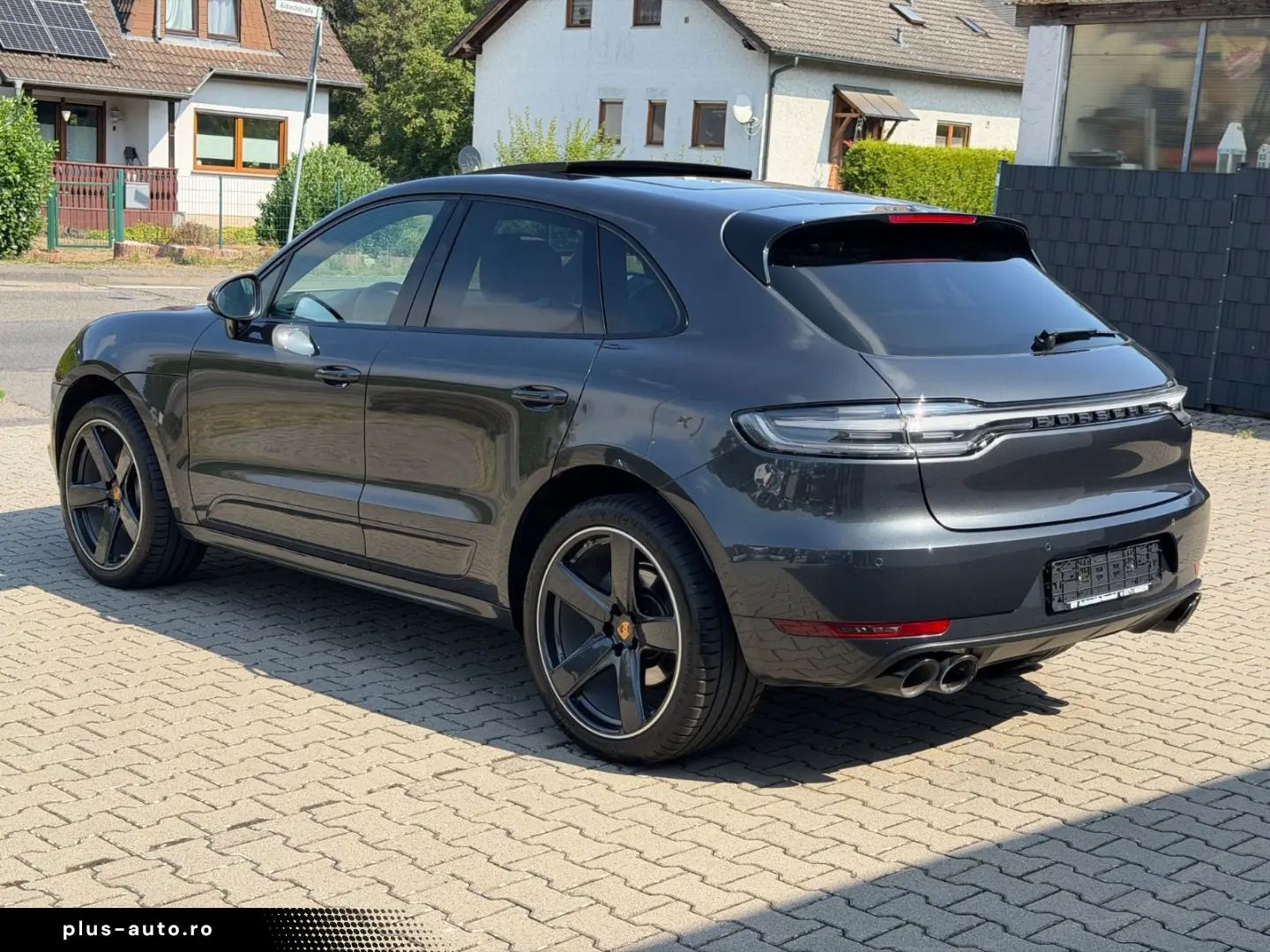 PORSCHE Macan S Pano  21