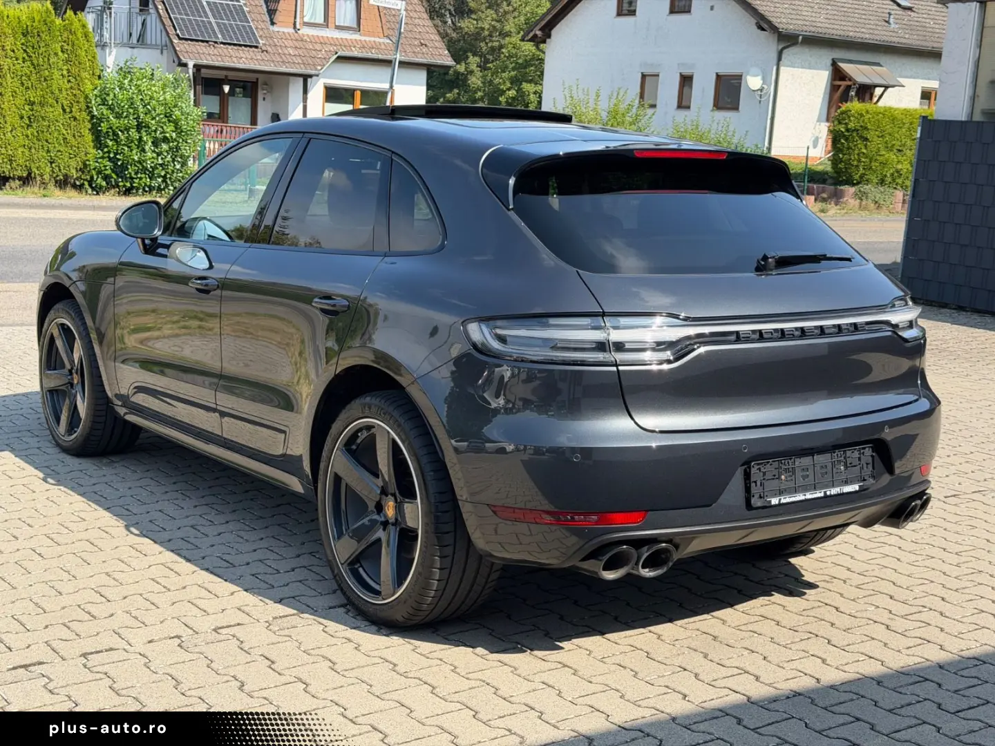 PORSCHE Macan S Pano  21