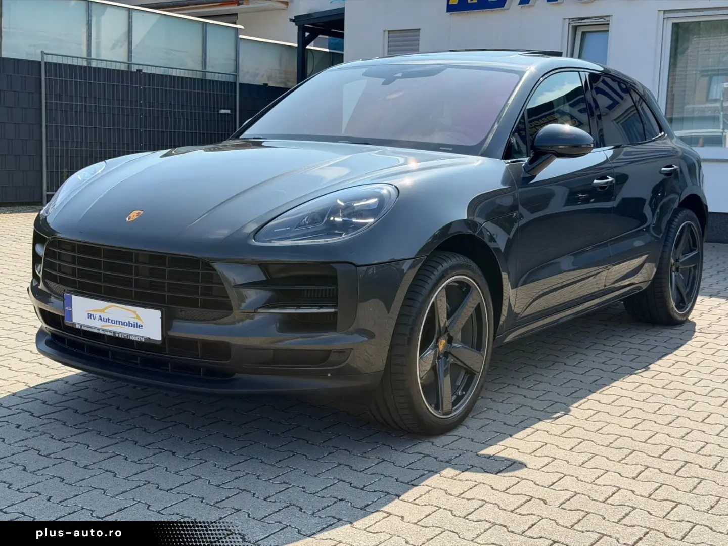 PORSCHE Macan S Pano  21