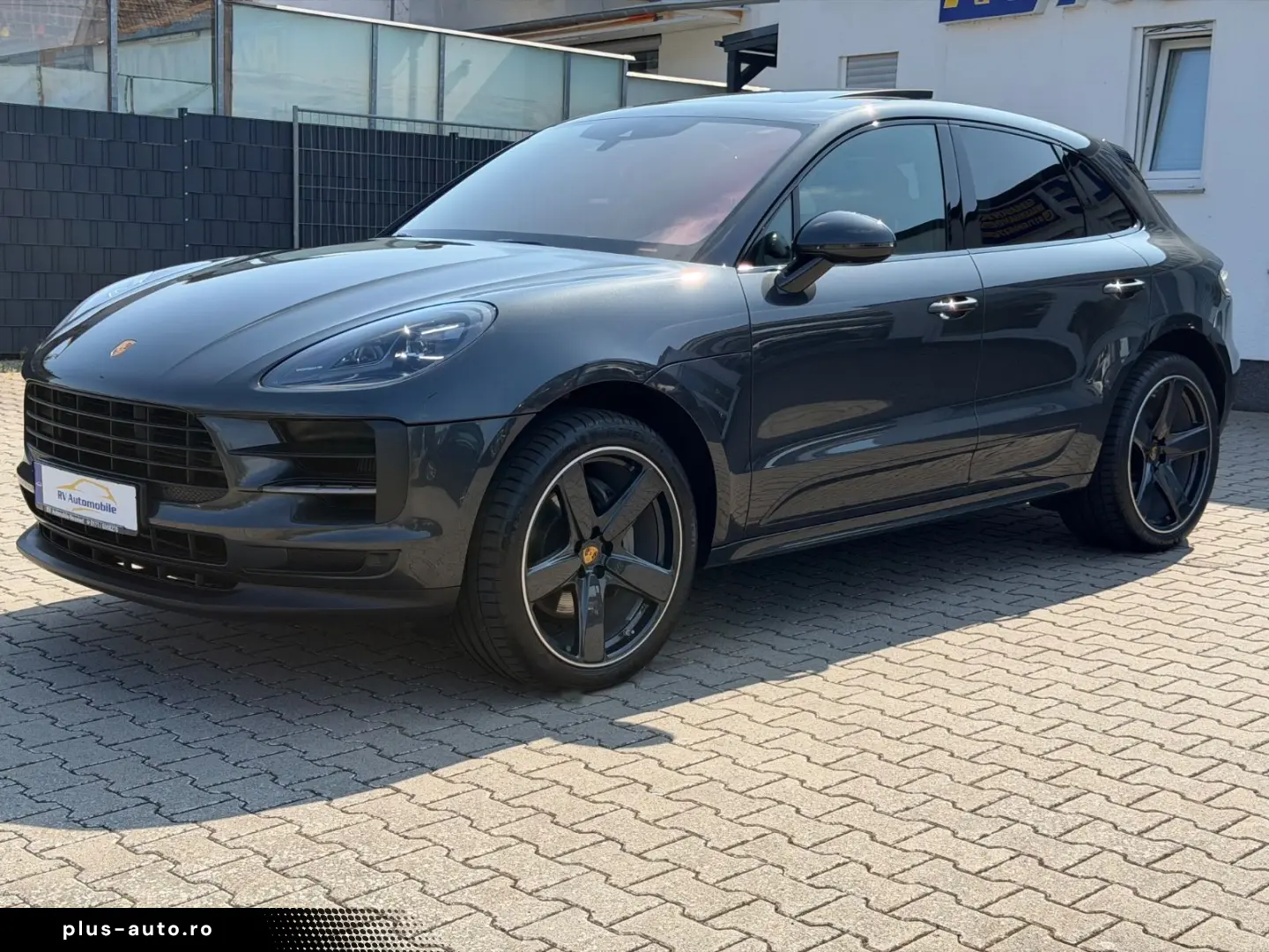 PORSCHE Macan S Pano  21