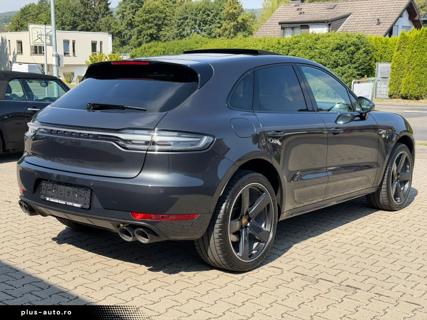 PORSCHE Macan S Pano  21