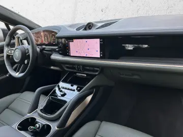 PORSCHE Cayenne Turbo E-Hybrid Coupé