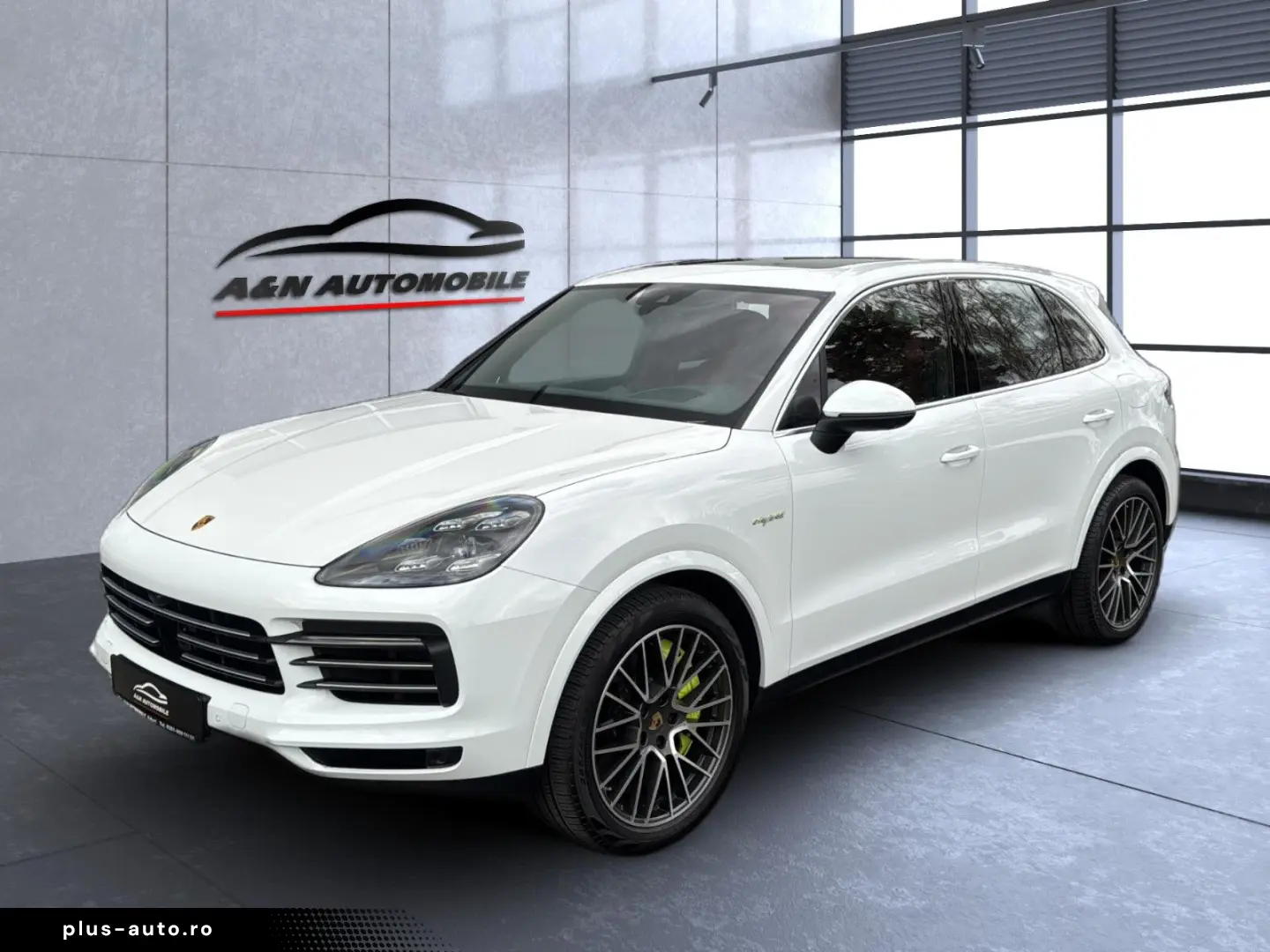 PORSCHE Cayenne E-Hybrid HUD BOSE HD-MATRIX-LED 1.HAND